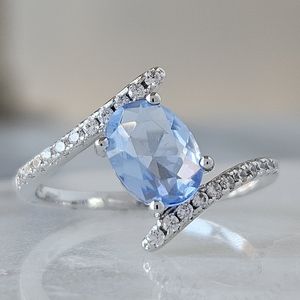 Blue Topaz Ring, 925 Sterling Silver Charmed Aroma